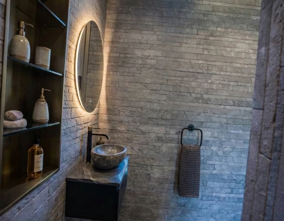 Dark bathroom wall cladding